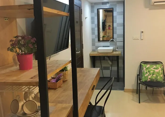 Saran Poshtel
