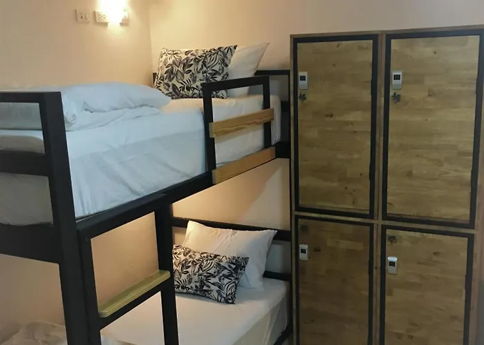 호텔 Saran Poshtel