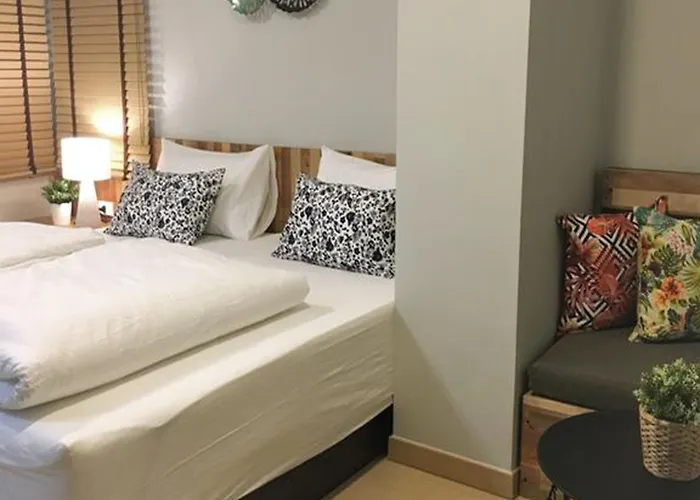 Saran Poshtel 3*