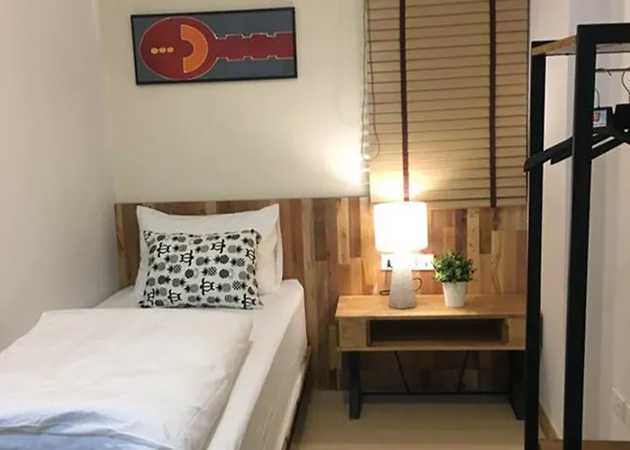 Saran Poshtel 호텔 3*