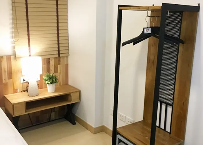 Saran Poshtel 호텔