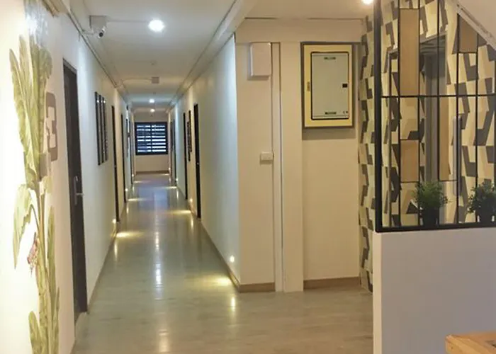 호텔 Saran Poshtel
