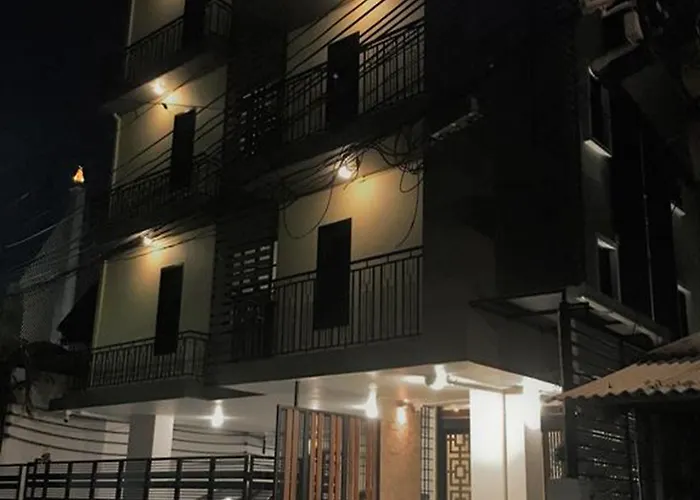 Saran Poshtel Hotel