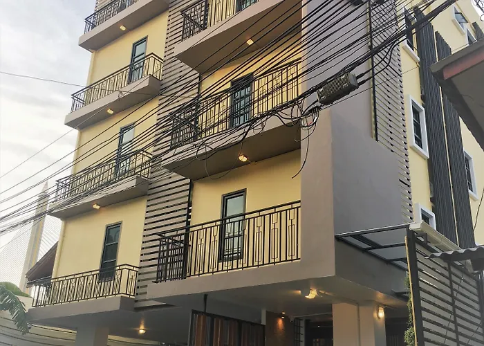 Saran Poshtel 호텔 3*