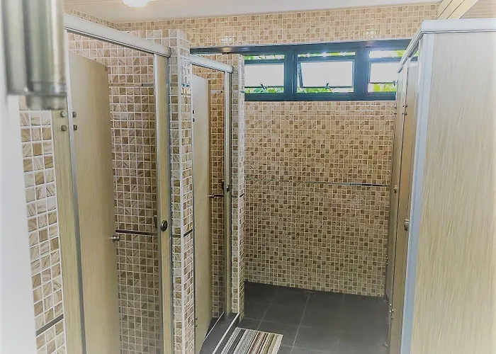 Hotel Saran Poshtel