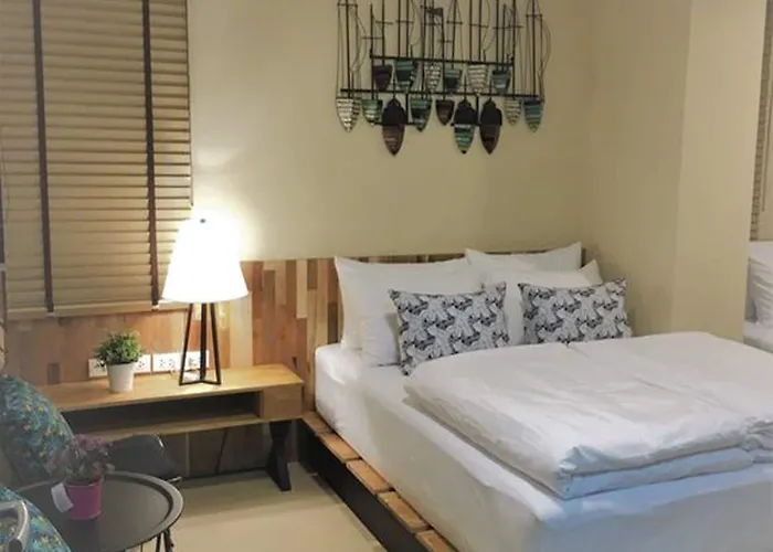 מלון Saran Poshtel