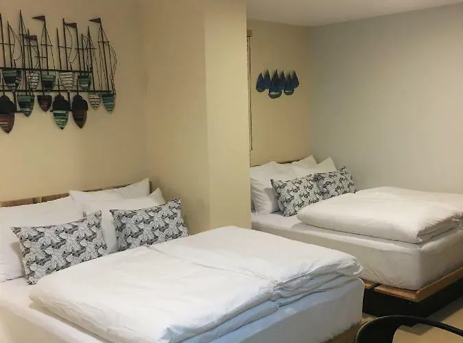 호텔 Saran Poshtel 3*