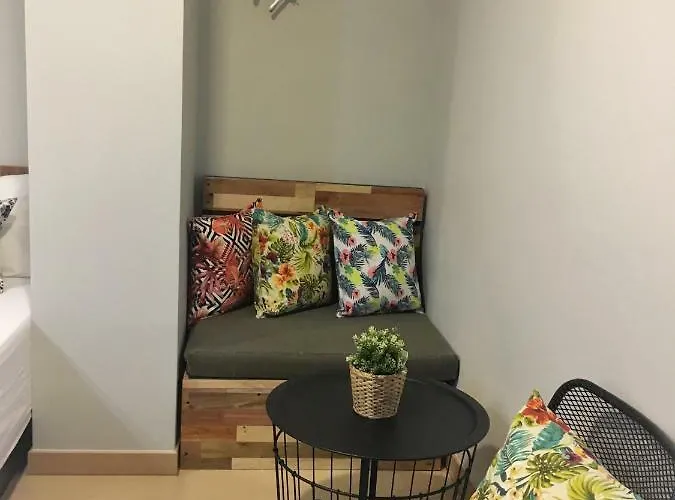 Saran Poshtel 호텔 3*